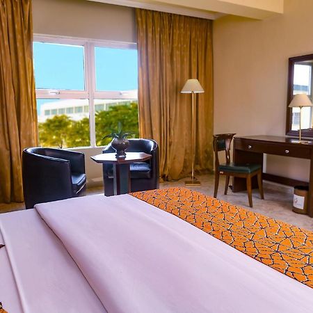 Transcorp Hotels Калабар Экстерьер фото